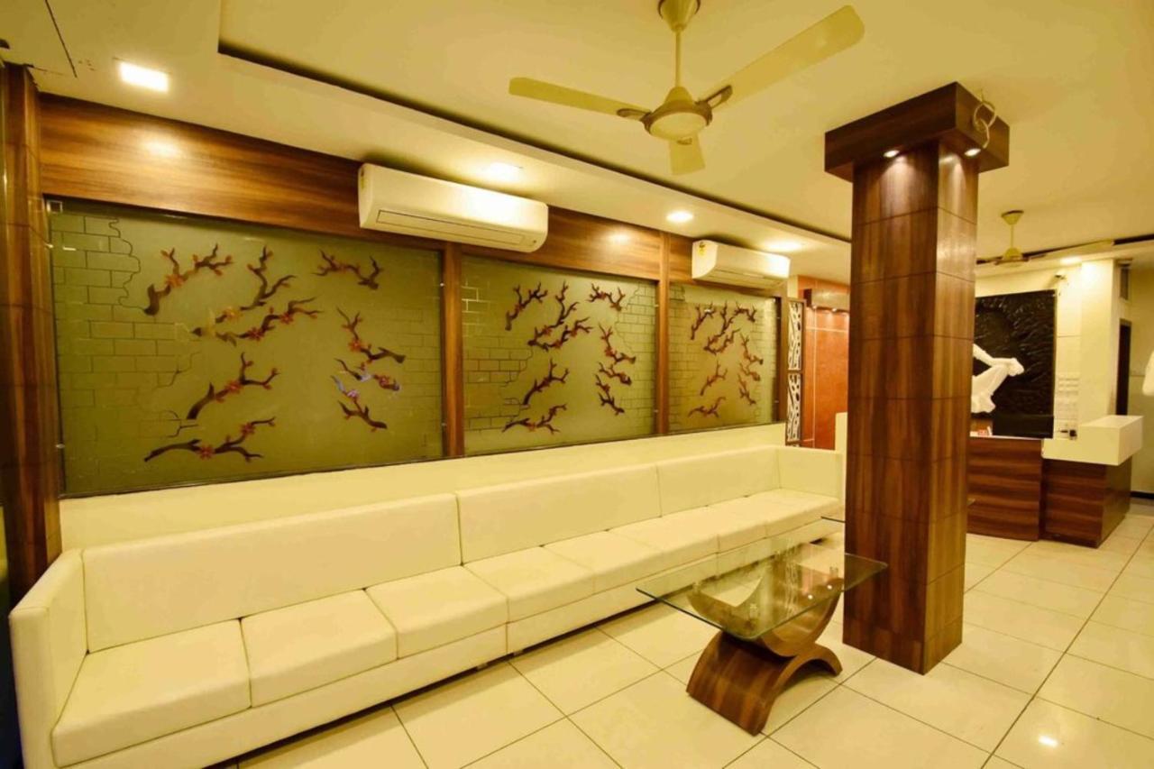 Hotel Satyug Ujjain Dış mekan fotoğraf
