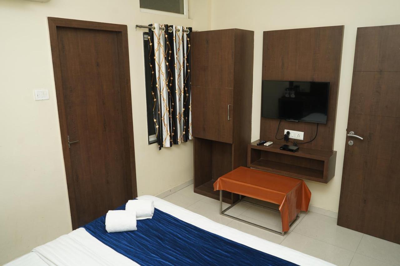 Hotel Satyug Ujjain Dış mekan fotoğraf