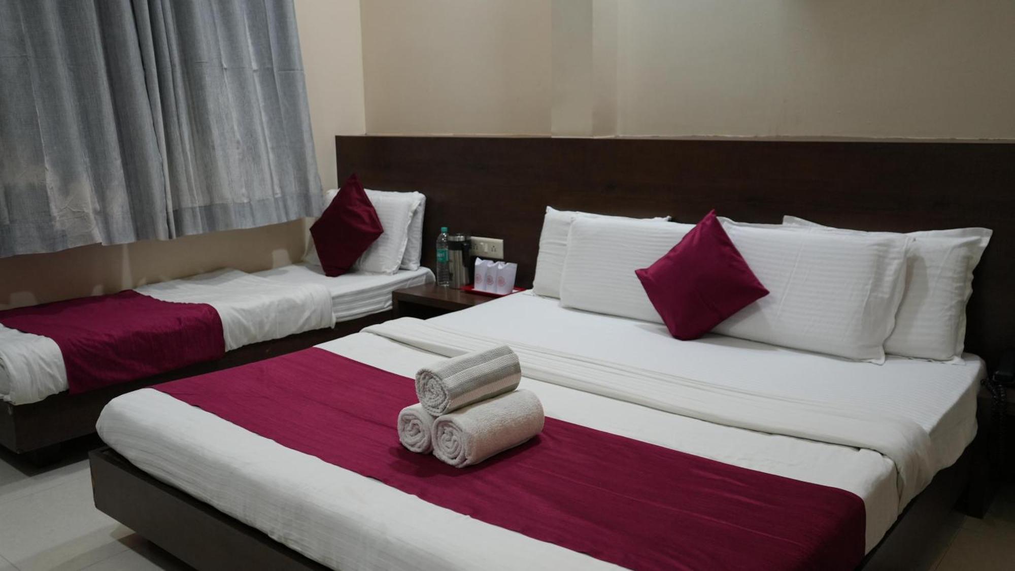 Hotel Satyug Ujjain Dış mekan fotoğraf